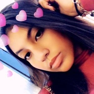 Meet your Posher, Jasmine